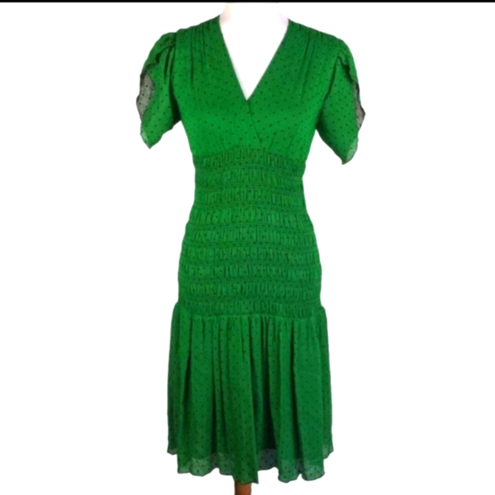DIANE VON FURSTENBERG GREEN PILKA DOT SILK DRESS SIZE 6